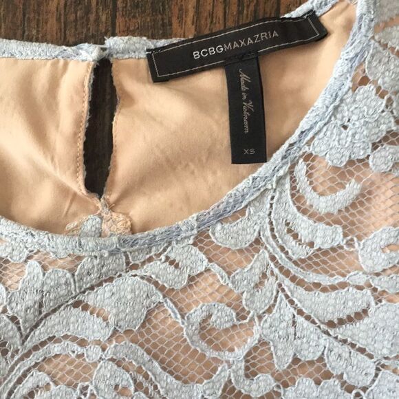 BCBGMAXAZRIA | Lt Blue/Nude Cacey Lace Top | XS - Picture 5 of 8